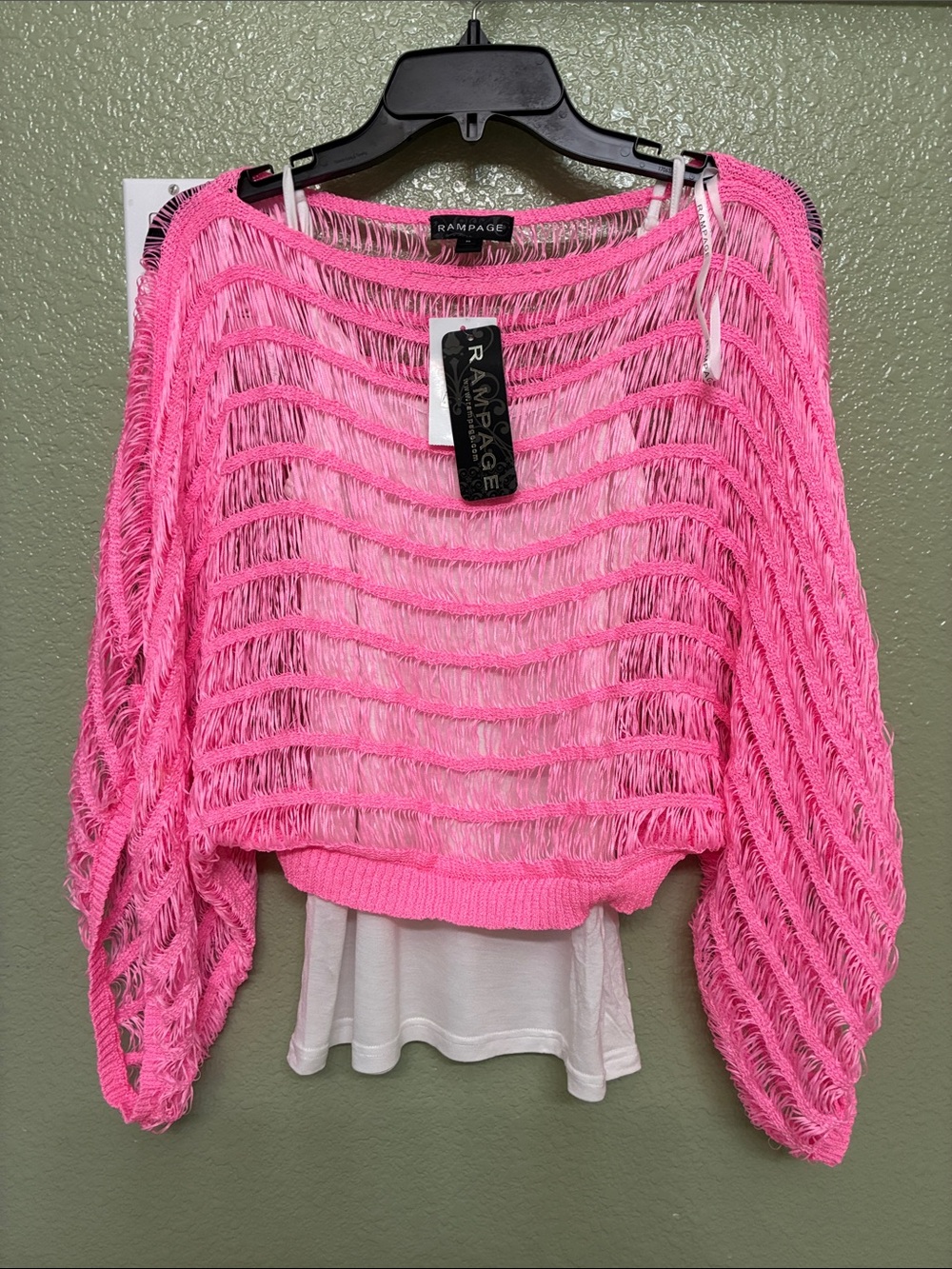 New!!! Rampage brand new Neon Pink Open-Weave Off-Shoulder komono sleevesSweater